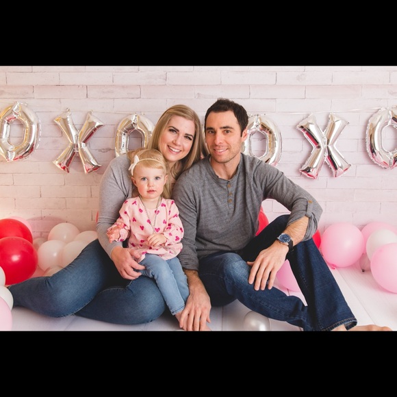 Meet your Posher, Katlyn - Picture 3 of 3